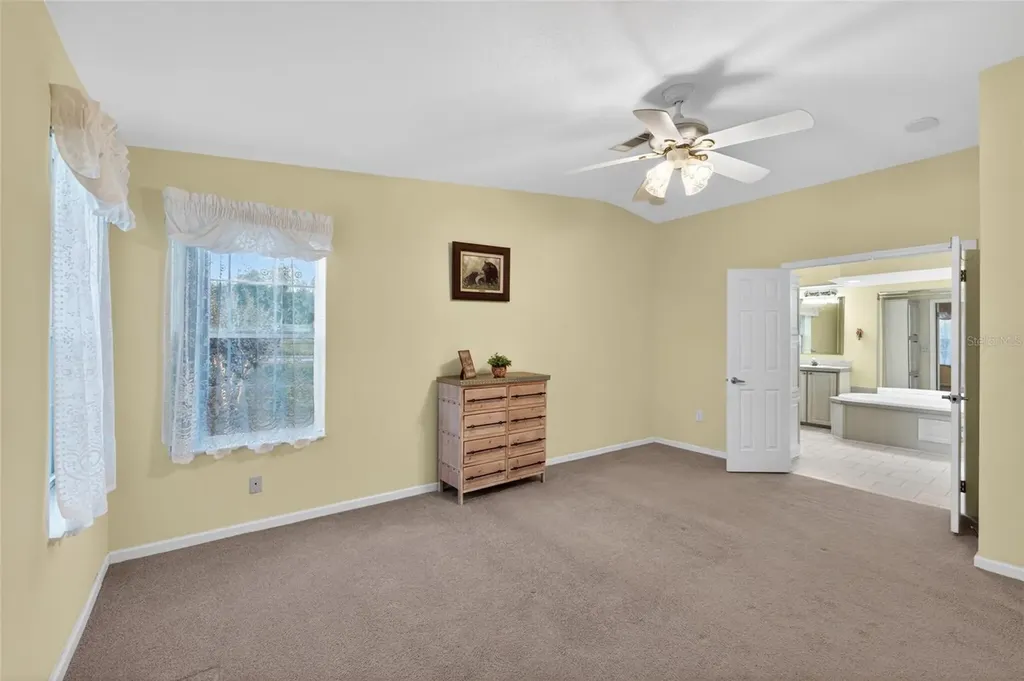 9712 Us Highway 301 Dade City FL 33525