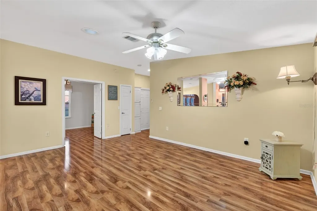 9712 Us Highway 301 Dade City FL 33525