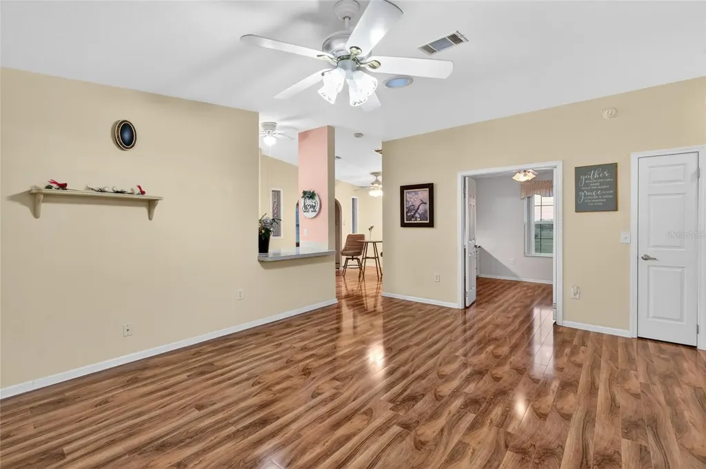 9712 Us Highway 301 Dade City FL 33525