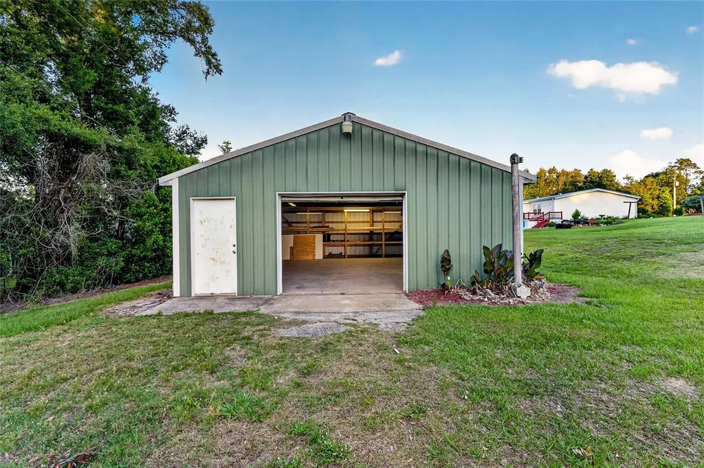 9712 Us Highway 301 Dade City FL 33525