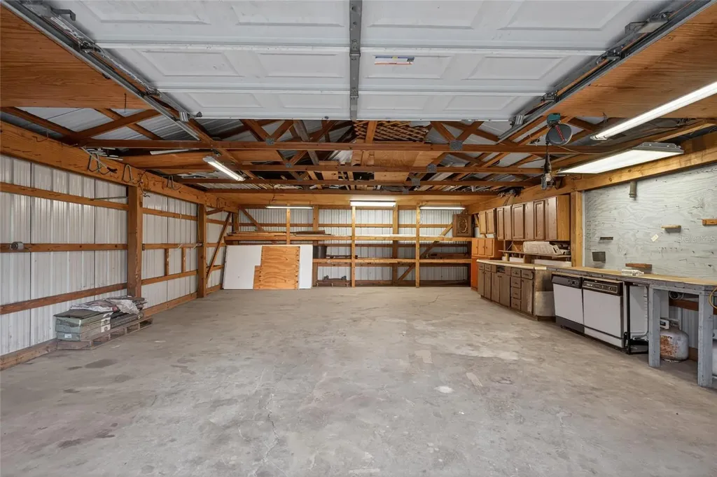 9712 Us Highway 301 Dade City FL 33525