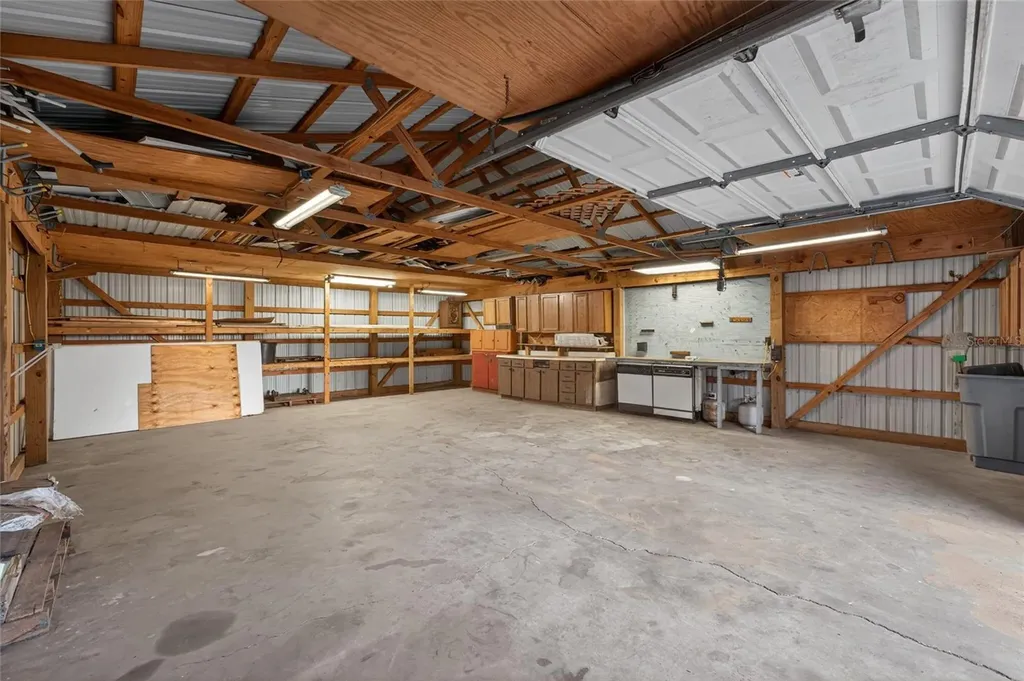 9712 Us Highway 301 Dade City FL 33525