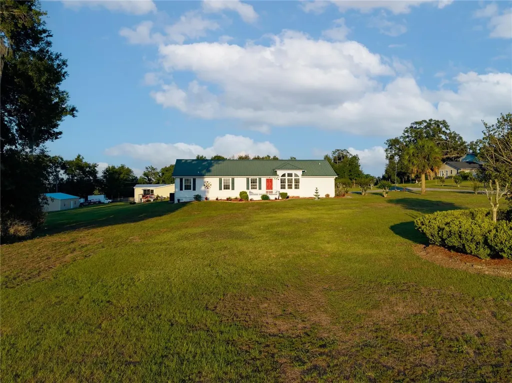9712 Us Highway 301 Dade City FL 33525