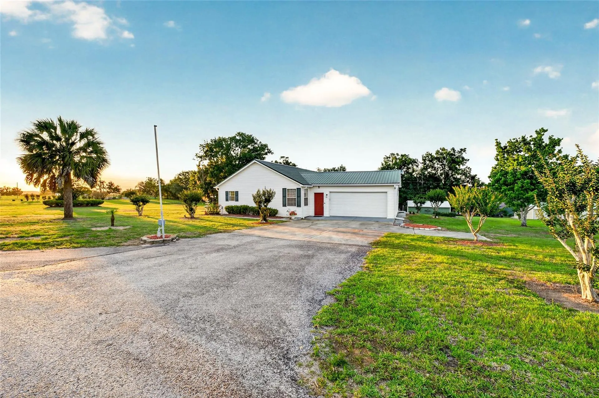 9712 Us Highway 301 Dade City FL 33525