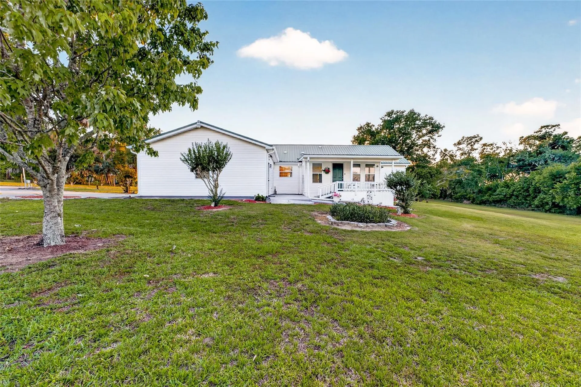 9712 Us Highway 301 Dade City FL 33525