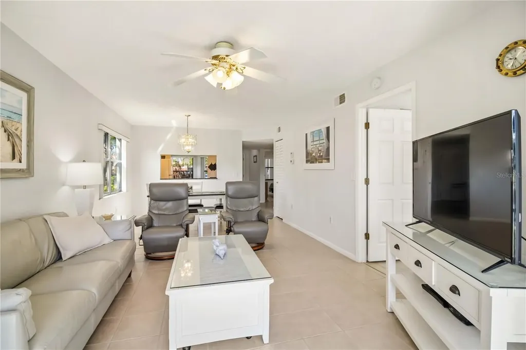 4420 W 46th Avenue W Bradenton FL 34210