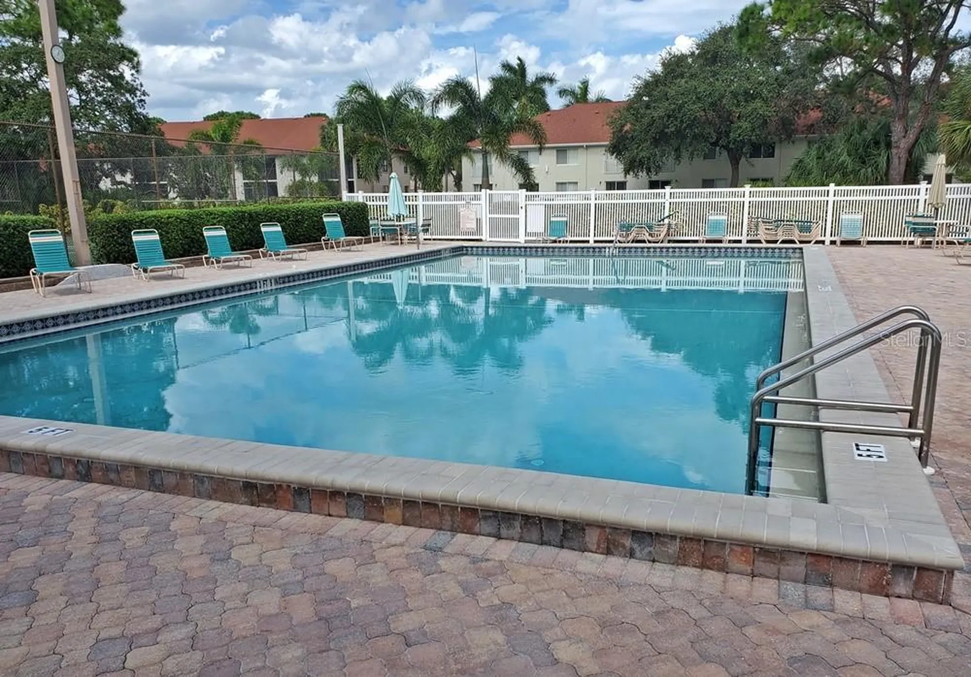 4420 W 46th Avenue W Bradenton FL 34210