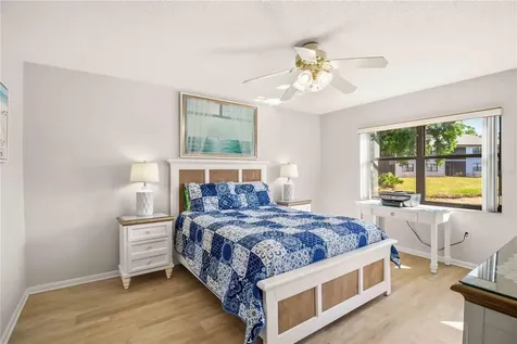 4420 W 46th Avenue W Bradenton FL 34210
