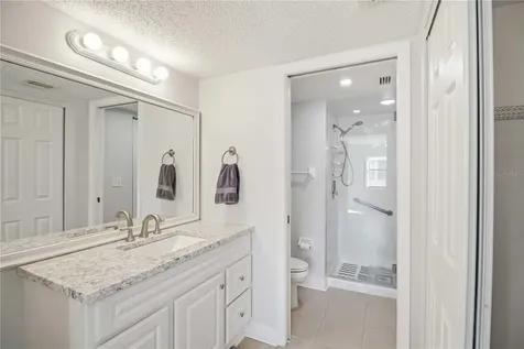 4420 W 46th Avenue W Bradenton FL 34210
