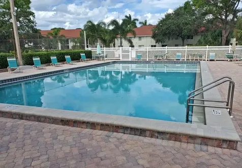 4420 W 46th Avenue W Bradenton FL 34210