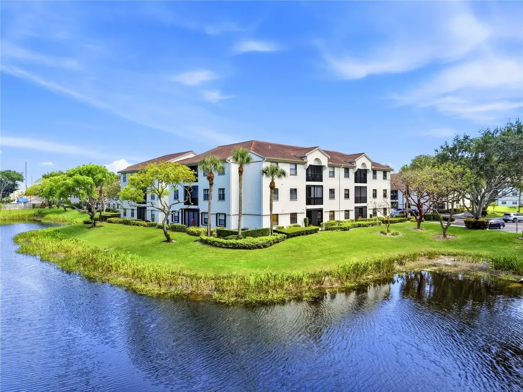 5157 Floria Way Boynton Beach FL 33437