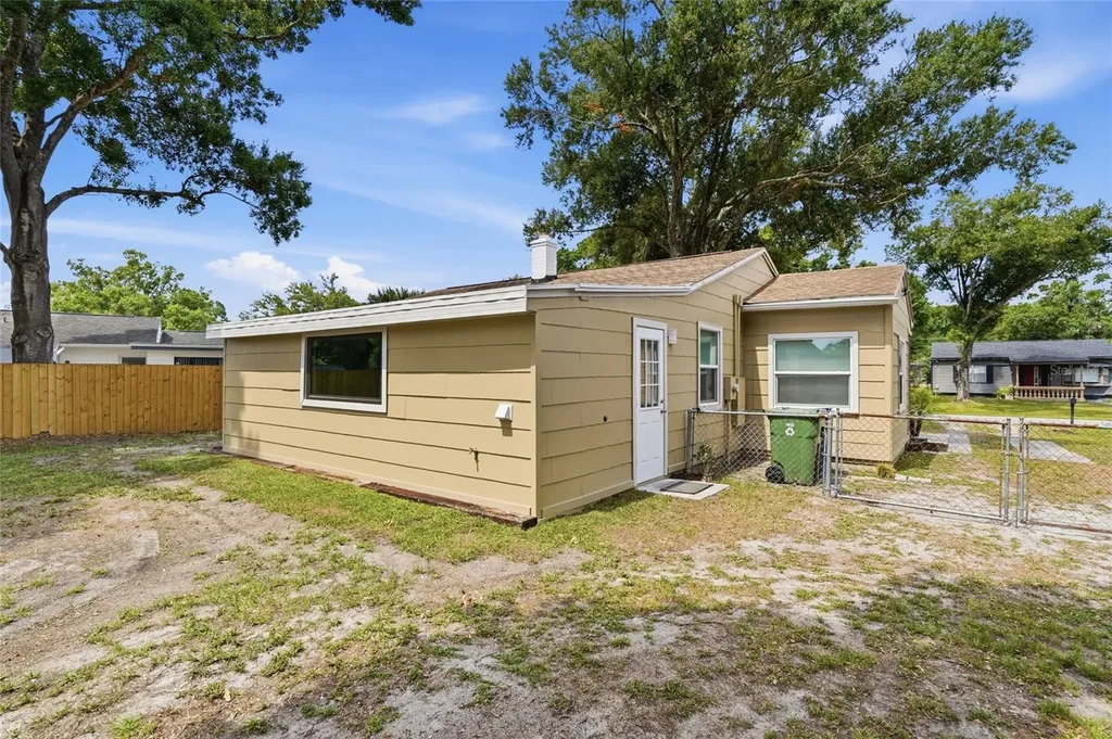 1013 N Bask Drive Tampa FL 33603