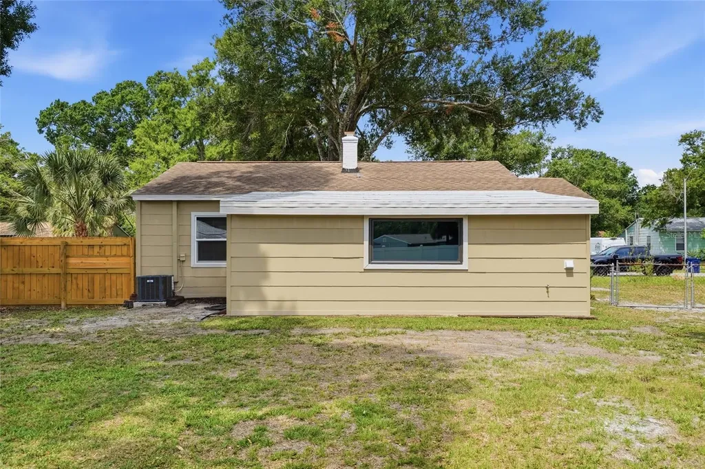 1013 N Bask Drive Tampa FL 33603