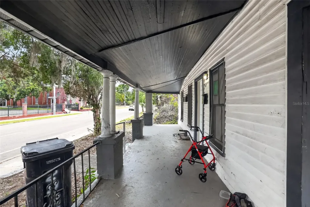 2930 N Tampa Street Tampa FL 33602
