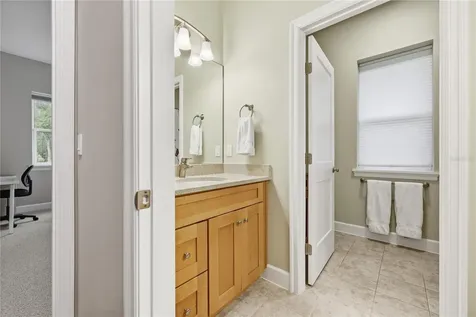 9208 NW 64th Terrace Gainesville FL 32653