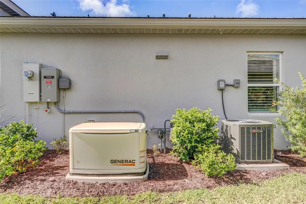 10233 Lake Wales Circle Sarasota FL 34241