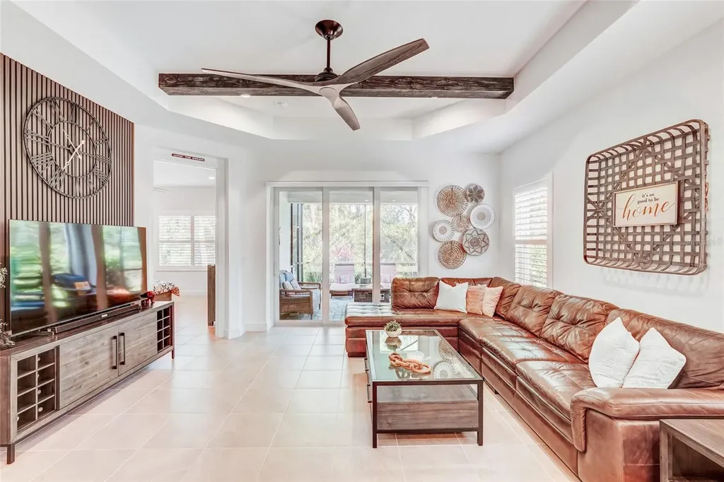 10233 Lake Wales Circle Sarasota FL 34241