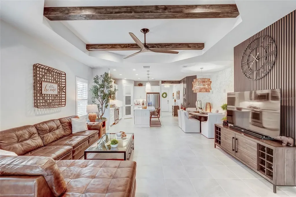 10233 Lake Wales Circle Sarasota FL 34241