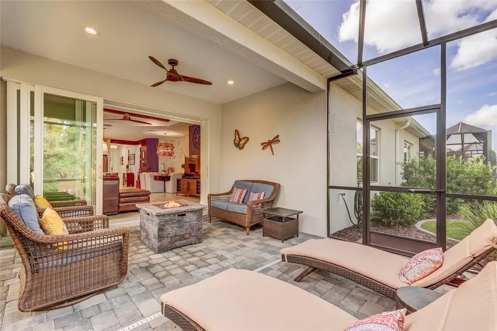 10233 Lake Wales Circle Sarasota FL 34241
