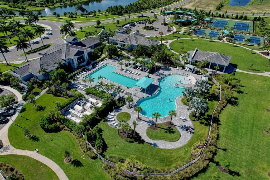 10233 Lake Wales Circle Sarasota FL 34241