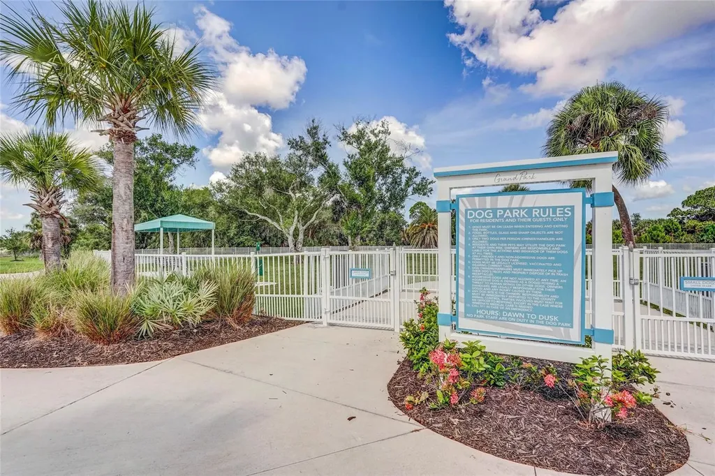 10233 Lake Wales Circle Sarasota FL 34241
