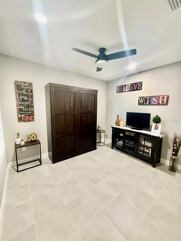 10233 Lake Wales Circle Sarasota FL 34241