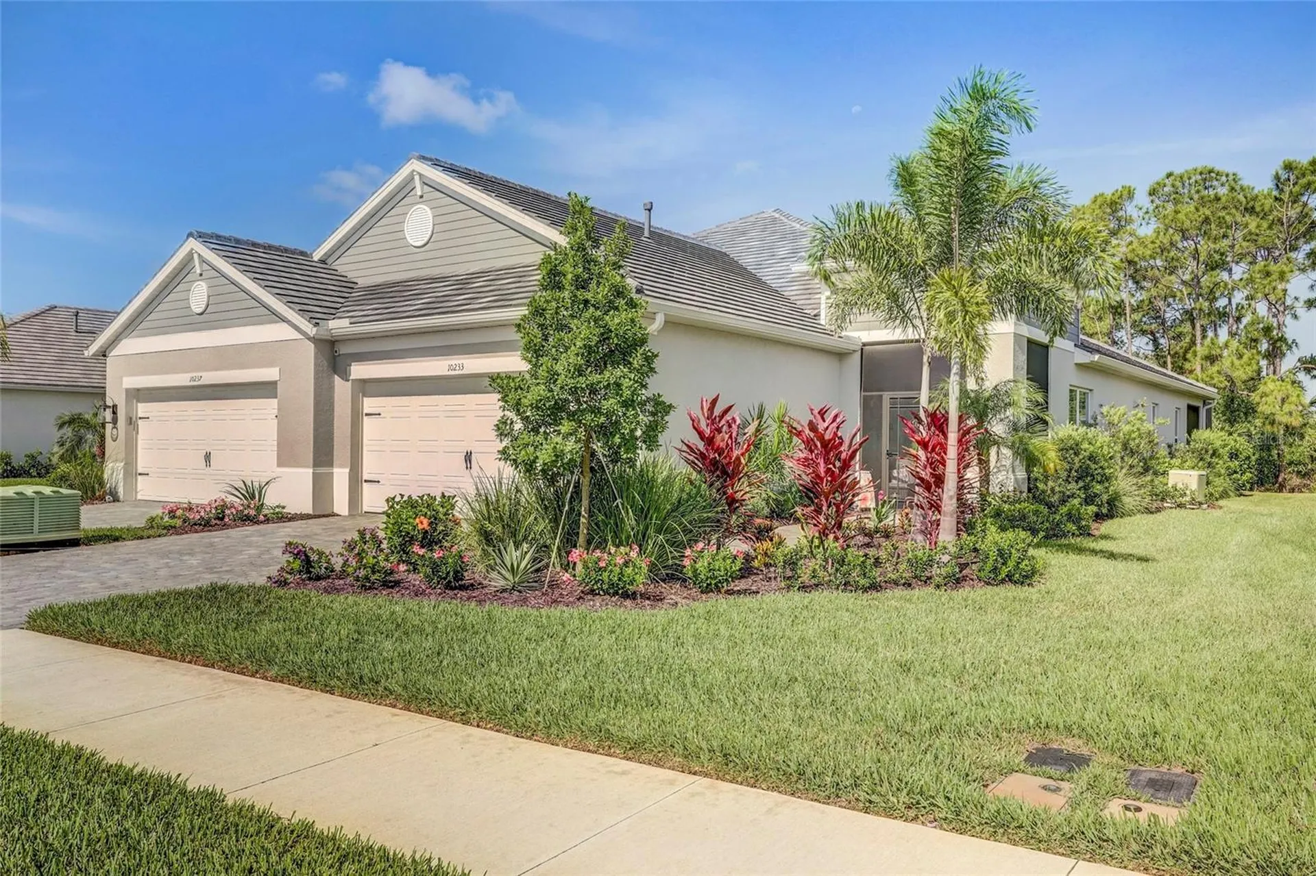 10233 Lake Wales Circle Sarasota FL 34241