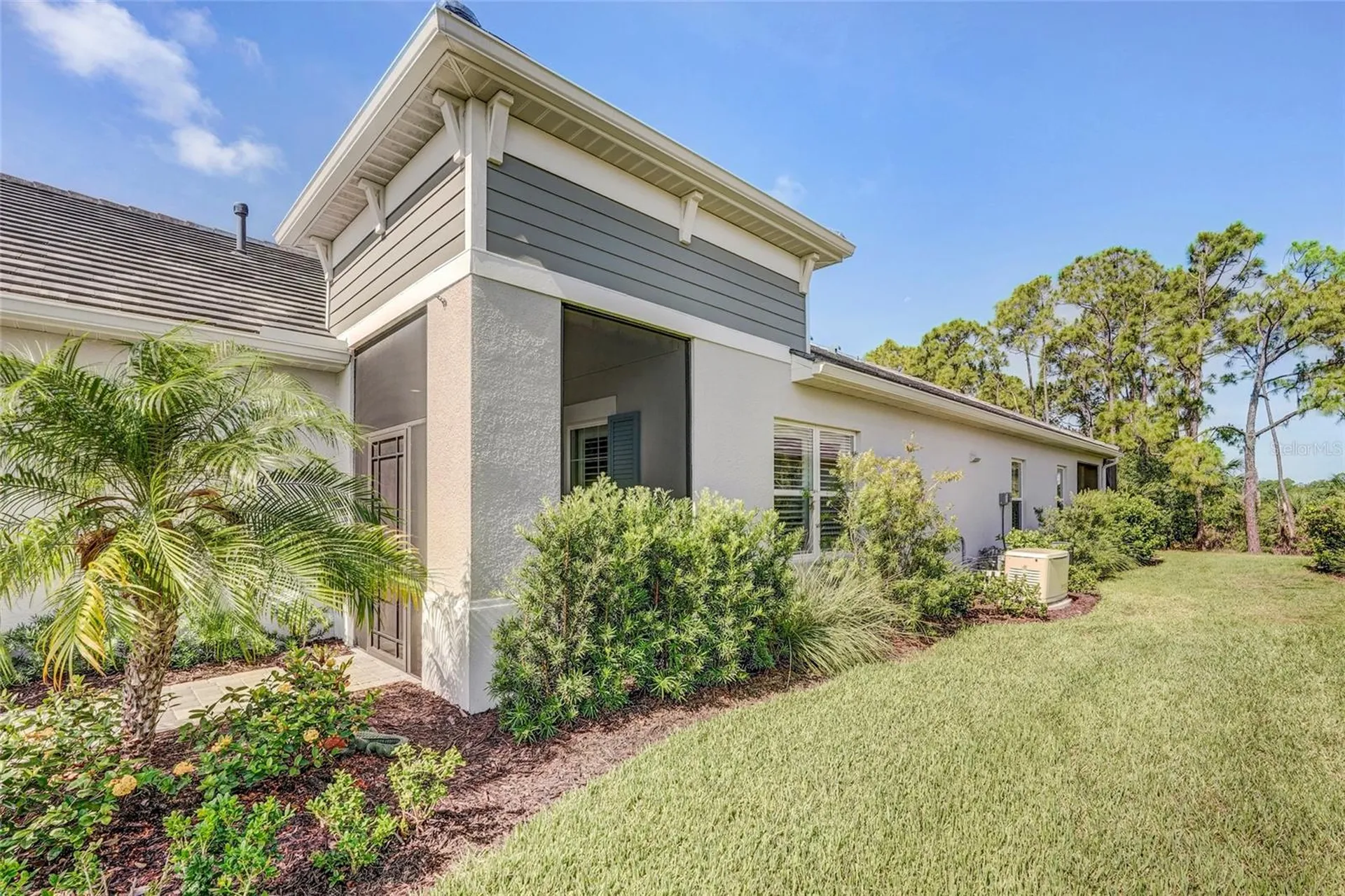 10233 Lake Wales Circle Sarasota FL 34241