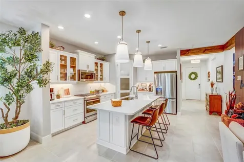 10233 Lake Wales Circle Sarasota FL 34241