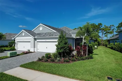 10233 Lake Wales Circle Sarasota FL 34241