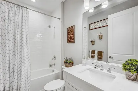 10233 Lake Wales Circle Sarasota FL 34241