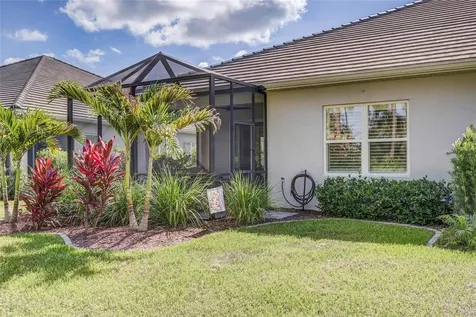 10233 Lake Wales Circle Sarasota FL 34241