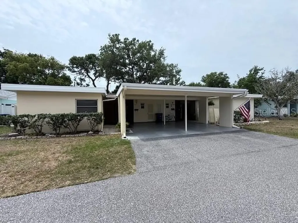 6264 Green View Circle Sarasota FL 34231