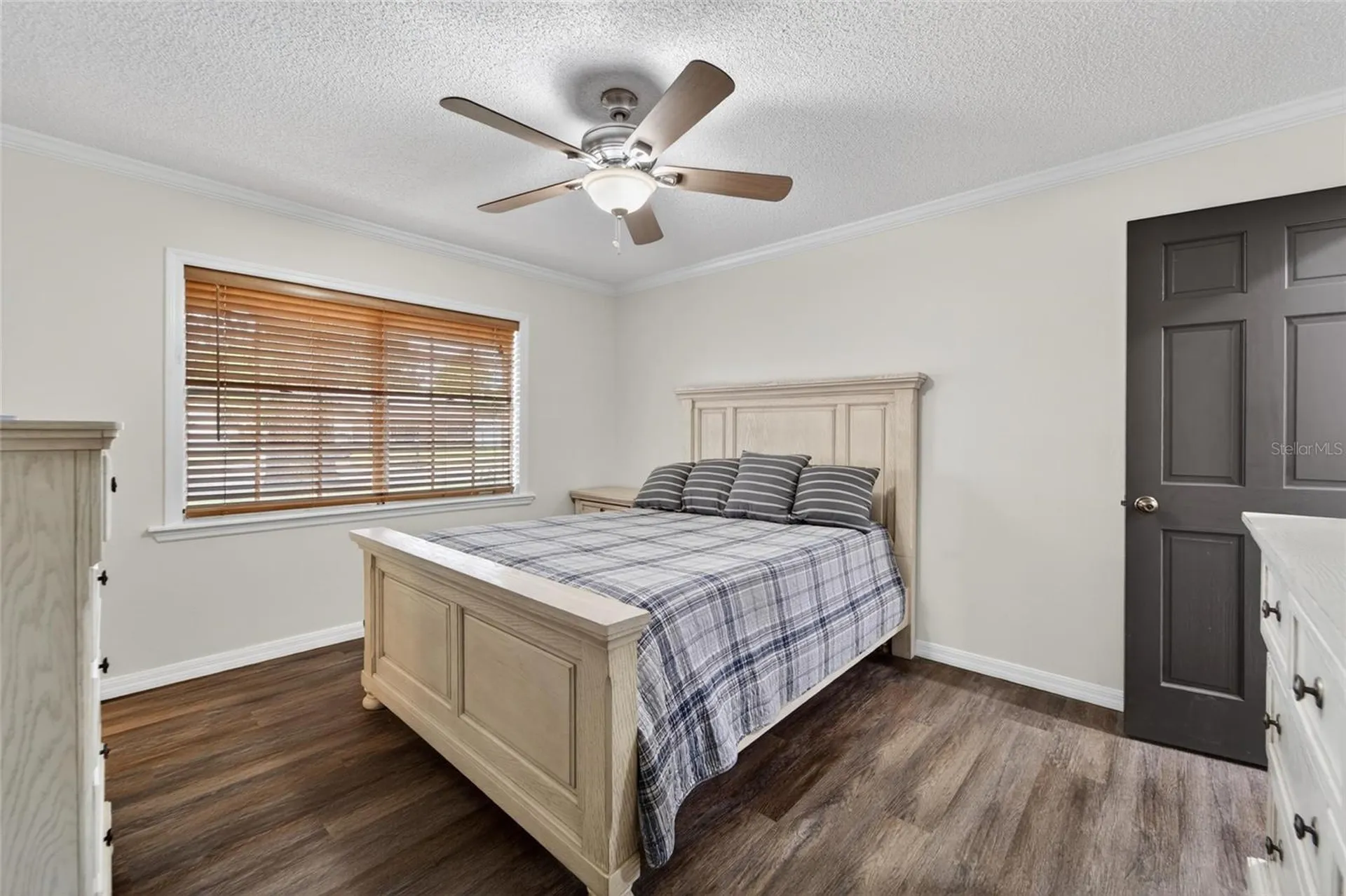 903 Old Darby Street Seffner FL 33584