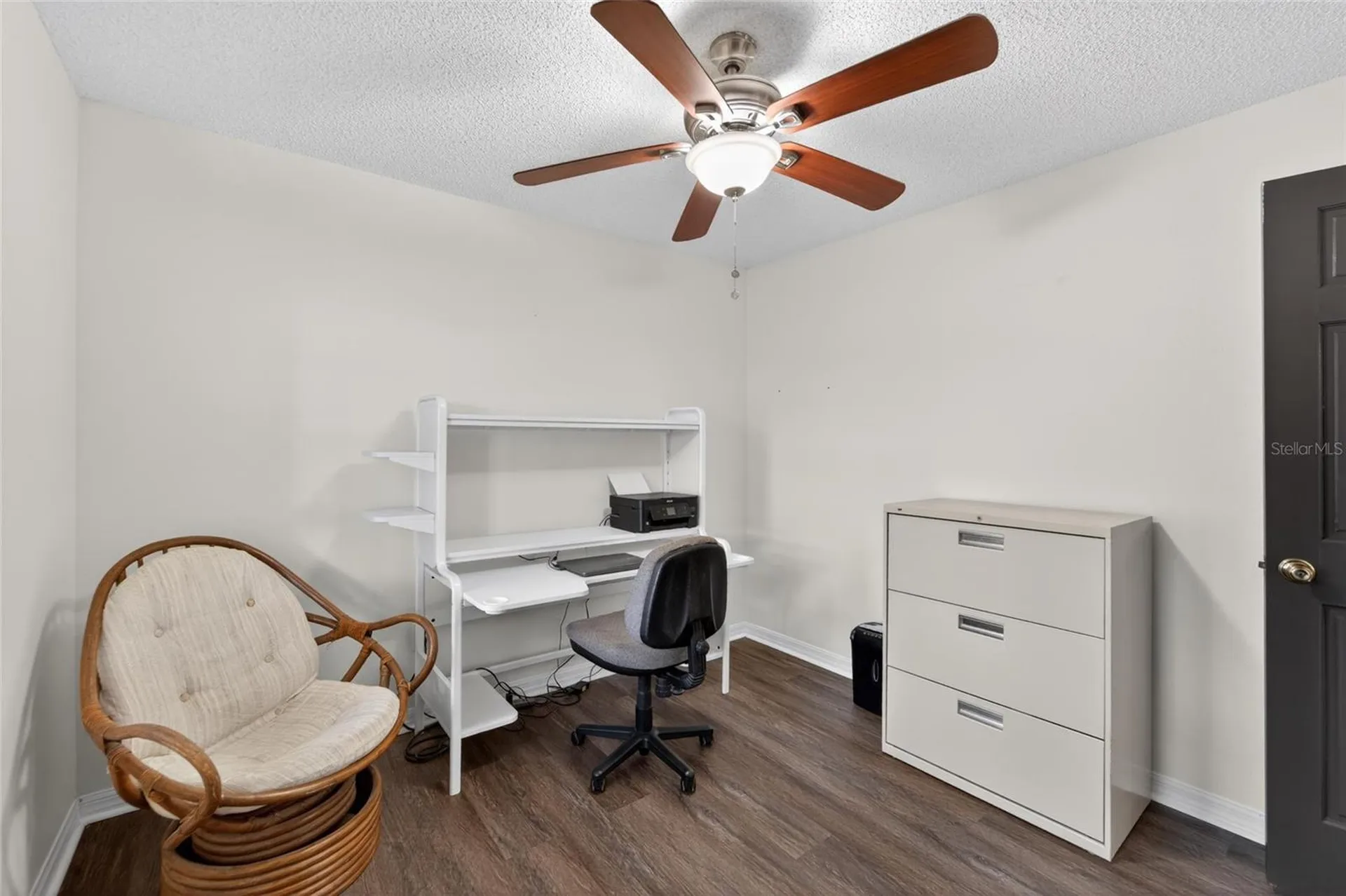 903 Old Darby Street Seffner FL 33584