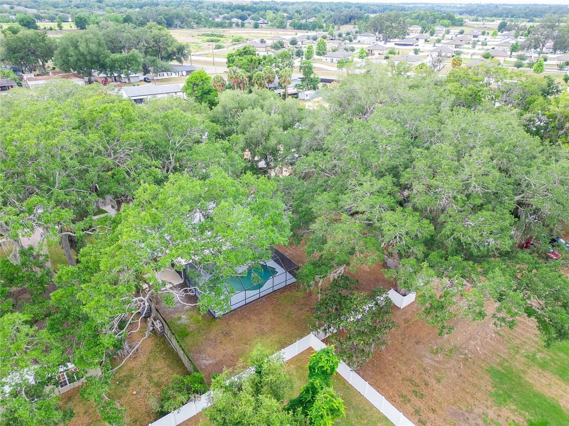 903 Old Darby Street Seffner FL 33584