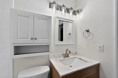 903 Old Darby Street Seffner FL 33584