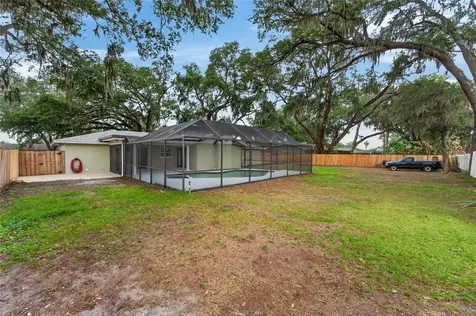 903 Old Darby Street Seffner FL 33584