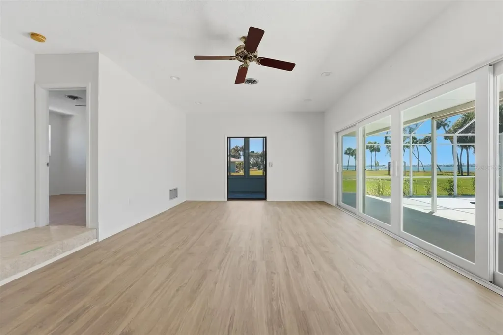 316 S Mango Street Englewood FL 34223
