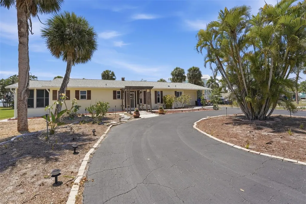 316 S Mango Street Englewood FL 34223
