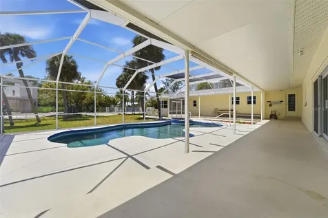 316 S Mango Street Englewood FL 34223