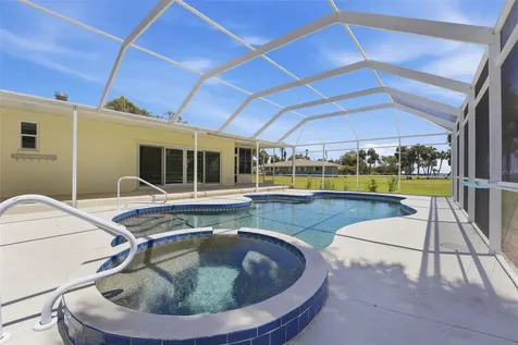 316 S Mango Street Englewood FL 34223
