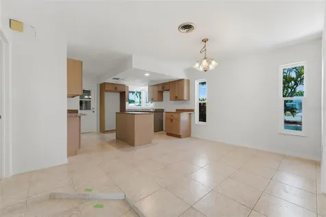 316 S Mango Street Englewood FL 34223