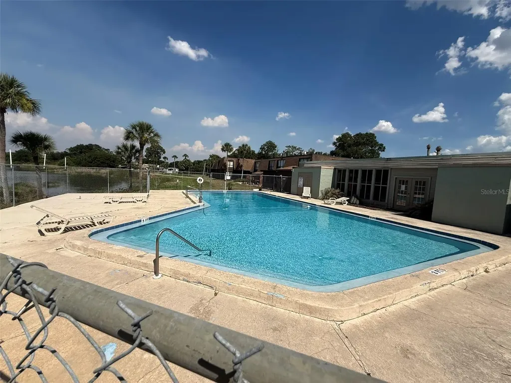 1836 N Crystal Lake Drive Lakeland FL 33801