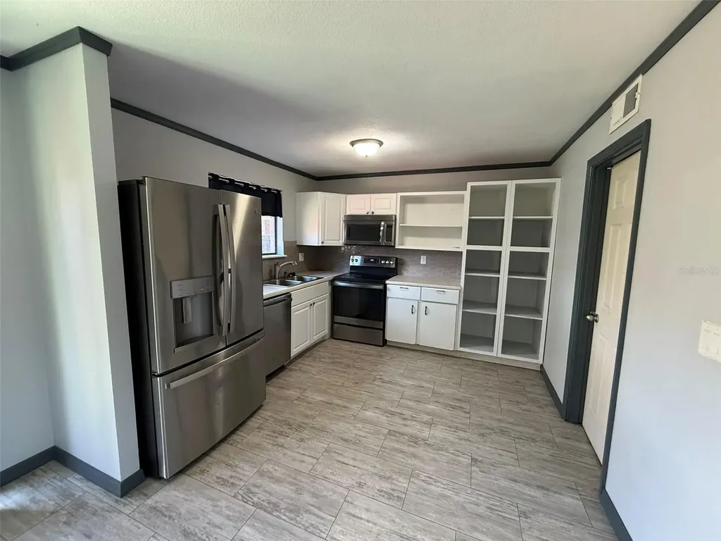 1836 N Crystal Lake Drive Lakeland FL 33801