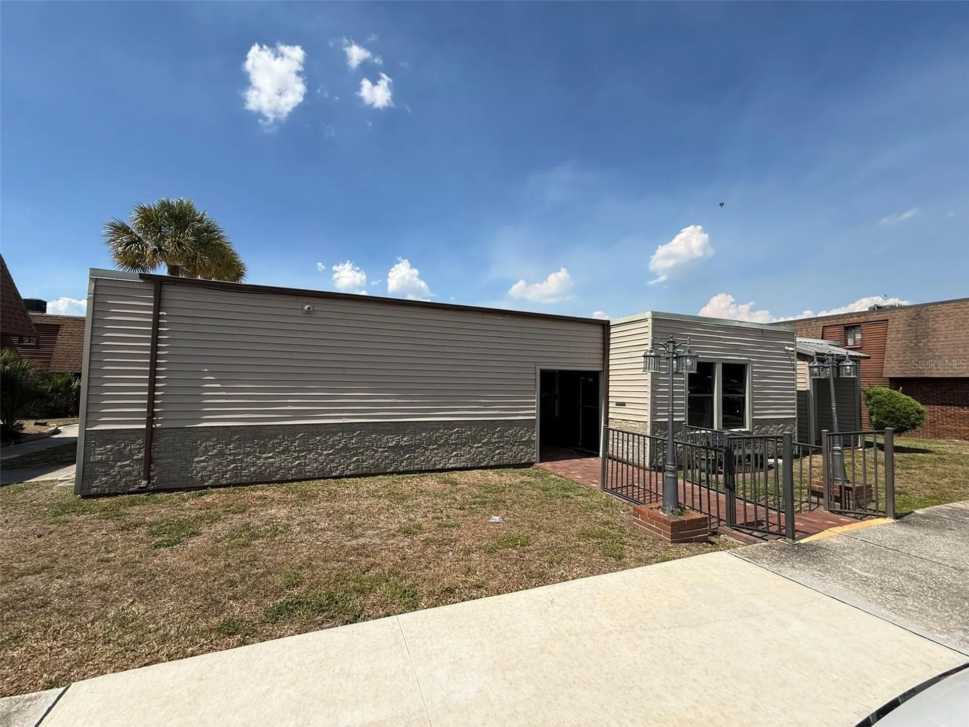 1836 N Crystal Lake Drive Lakeland FL 33801