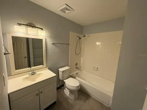 1836 N Crystal Lake Drive Lakeland FL 33801