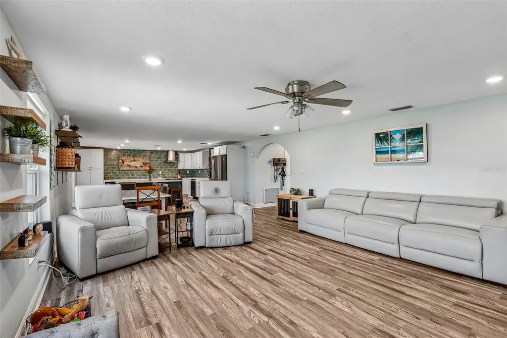 801 Flamingo Drive Apollo Beach FL 33572