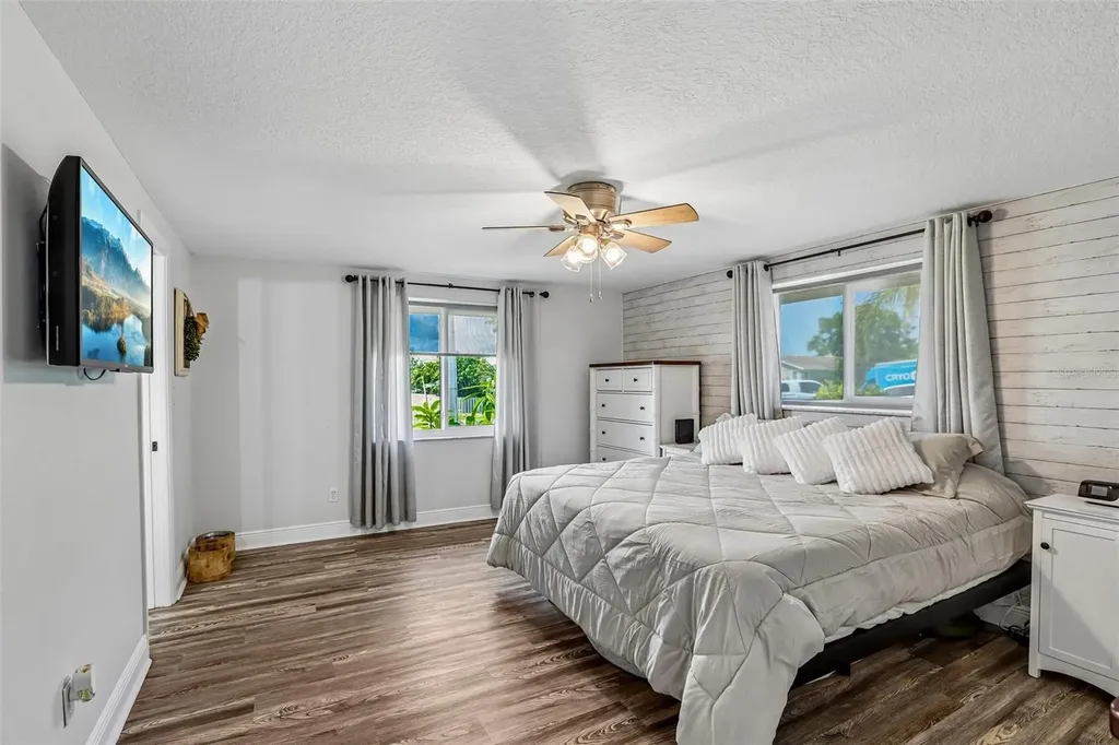 801 Flamingo Drive Apollo Beach FL 33572