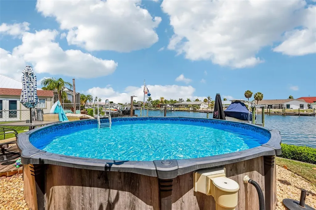 801 Flamingo Drive Apollo Beach FL 33572